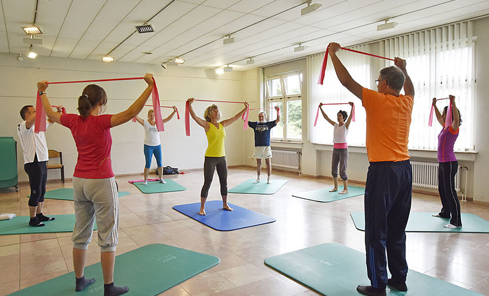 Yoga & Pilates mit Alexandra Neubecker